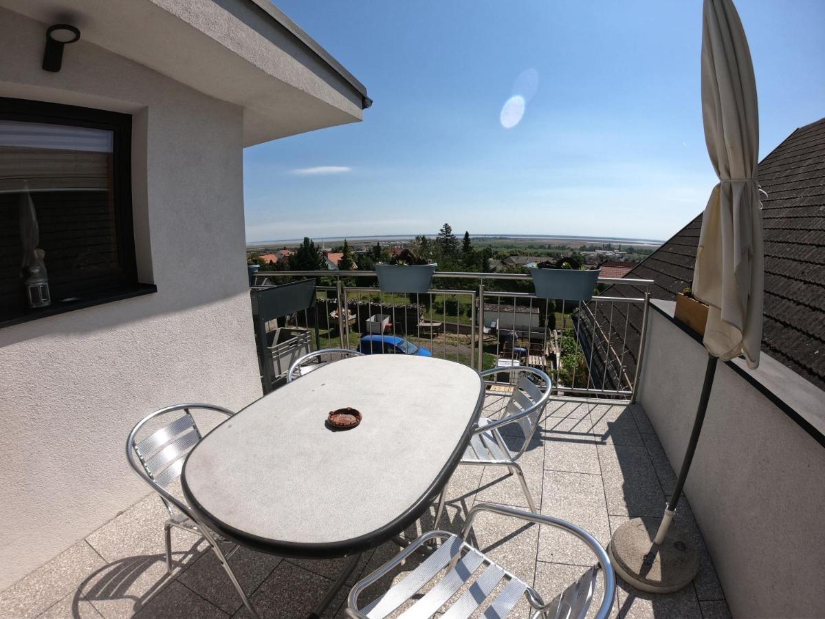 Ferienwohnung Pauli Moerbisch Am See Ngoại thất bức ảnh